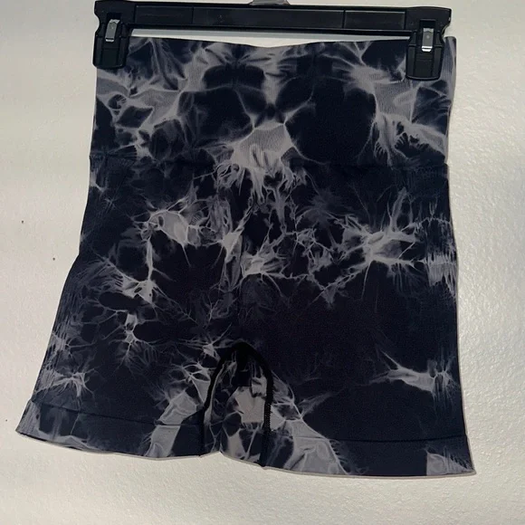 OVESPORT Trio Workout Shorts For Women, Scrunch Butt Lifting High Waisted - Picture 7 of 8